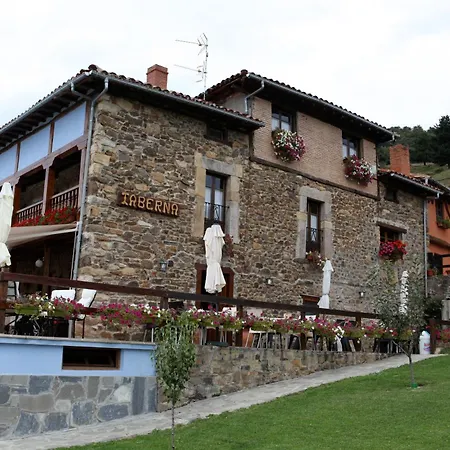 Viviendas Rurales Pena Sagra