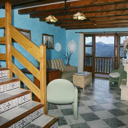 Viviendas Rurales Pena Sagra 컨트리하우스